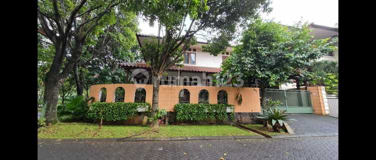 For Sale Old Model House in Pondok Indah 1