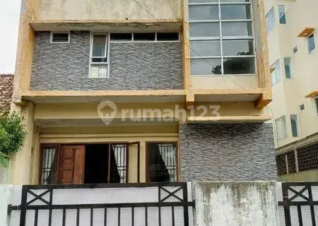 Dijual Tempat Kos Strategis di Jl. Bangau Palembang 1