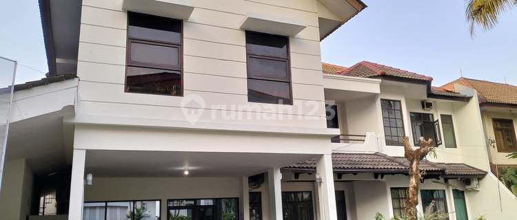 House for Sale in Pondok Labu, South Jakarta 1