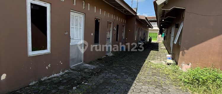 For Sale Boarding House with 11 Rooms in Ungaran 1