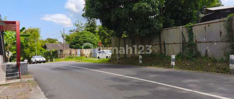 Residential Land by the Highway 1