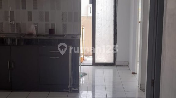 For Sale 3 Bedroom Apartment Gate Away Bandung City 1