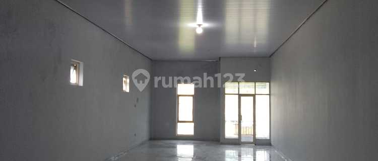 For Rent: Commercial Building 1