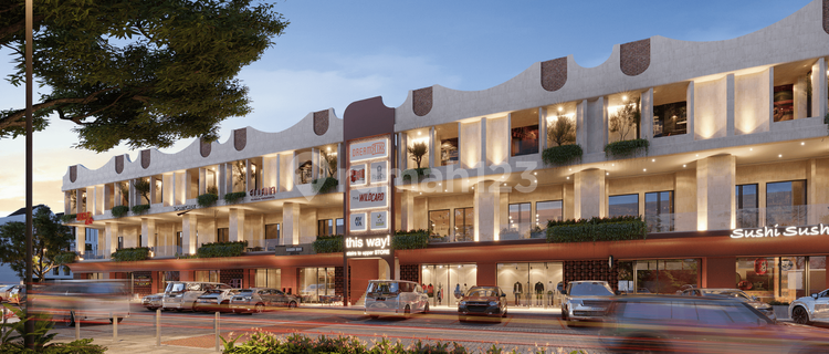 Premium 3-Story Shop House (with Rooftop) in a 10-Hectare Area in Canggu 1