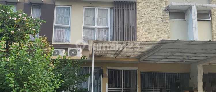 Dijual Rumah Semi Furnish di Cluster Depan Jakarta Garden City 1