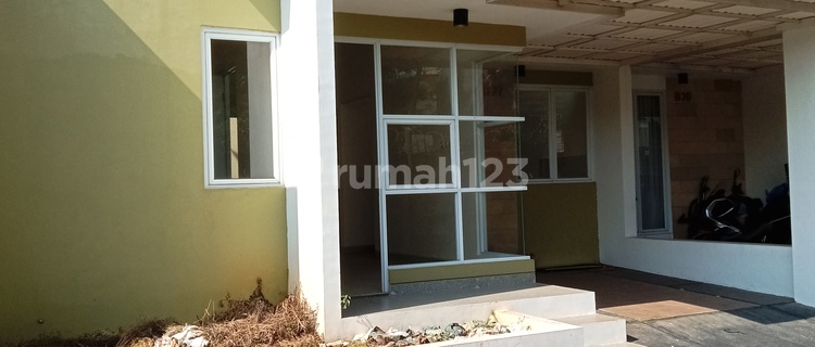 The House Price is Cheap, Access Road for 2 Cars in Ciputat 1