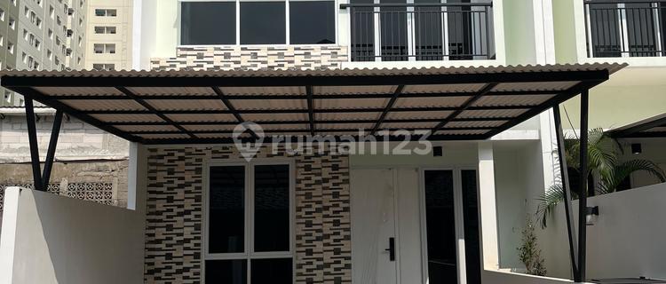 For Sale Strategic SHM House 1