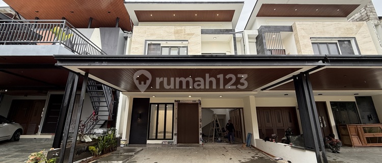 Rumah 2 Lantai di Lenteng Agung Jakarta Selatan dengan Tanah Luas 1