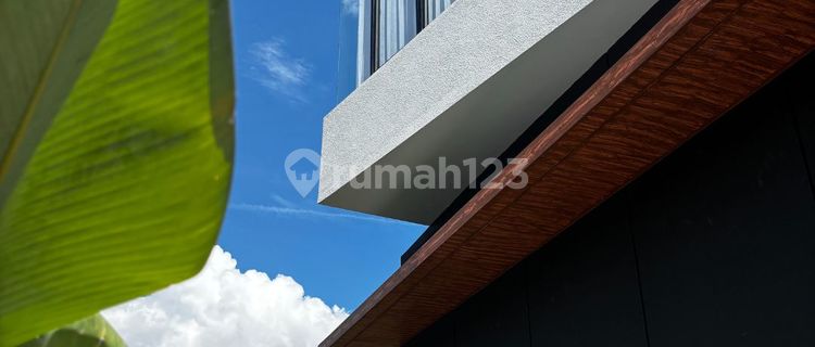 Fully Furnished!! Newly Renovated House - Kencana Loka BSD! 1