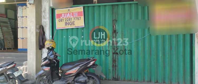Ruko di Jalan Mt Haryono 1