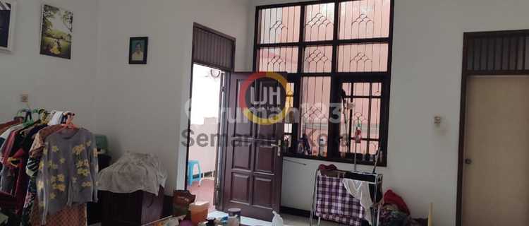 Ready-to-Occupy House on Tirtoyoso Street 1