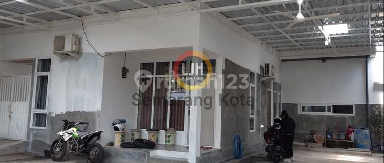 Ready-to-Occupy House in Lamper Tengah 1