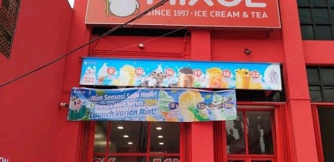 Active 3-Story Strategic Shop House on Banjaran Soreang Main Road 1