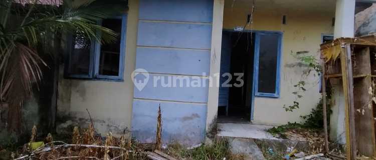 Rumah Dijual - Kondisi Bangunan Lama (perlu Renovasi) 1