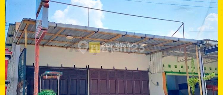For Sale, Strategic Commercial Building Ready for Business in Solo Boyolali Near Highway 1