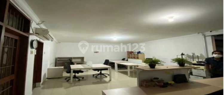 Disewakan Siap Huni Rumah + Kantor Salemba, Jakarta Pusat 1