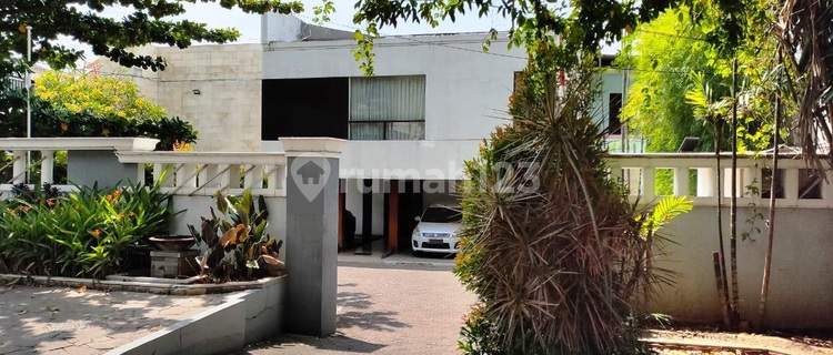 Hotel Pinggir Jalan Raya Semarang Selatan 1