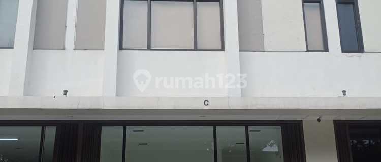 Strategic 4-Story Shophouse in Kebon Jeruk, Jl Panjang, Jakarta 1