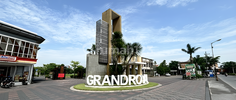 Grand Royal Regency 1