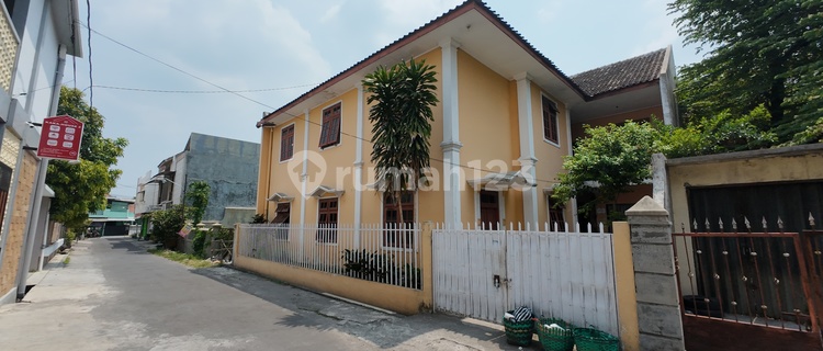 Cheap boarding house in Pabelan Kartosuro Solo behind UMS campus, full. 1