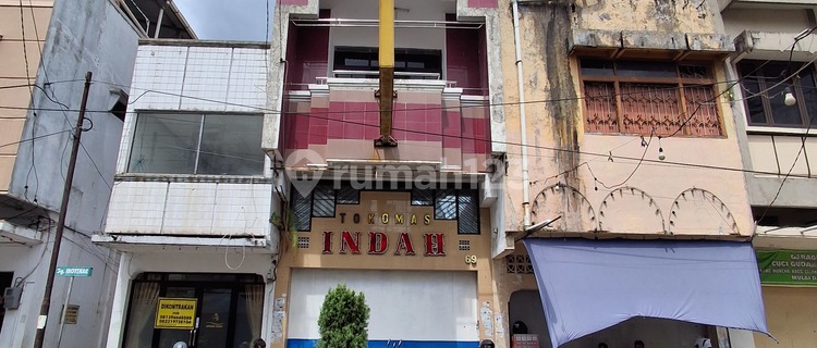 Sold Shophouse Ex: Gold Store on Jl. Cihideung, Tasikmalaya 1