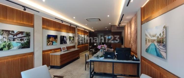 2-Story Shop-House on Raya Kerobokan - Seminyak, Badung with SHM (Freehold Title) 1