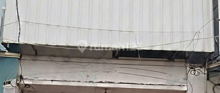 Strategic Shop House Suitable for Various Businesses in Pejuang (73631 Yos) 1