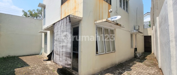 Dijual Rumah Hoek/Hook Murah 2 Lantai Cluster Oleaster Gading Serpong. 1