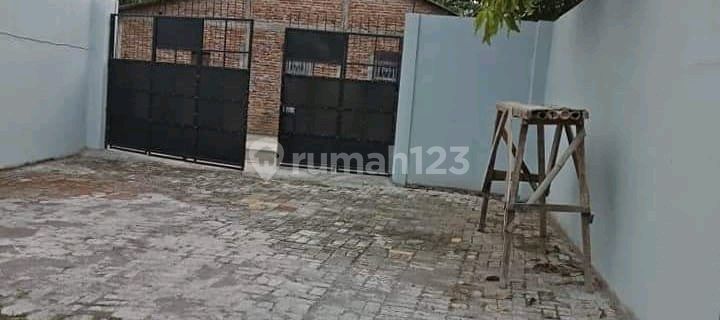 Gudang Siap Pakai Dekat Jalan Gatsu Jalan Lebar 1