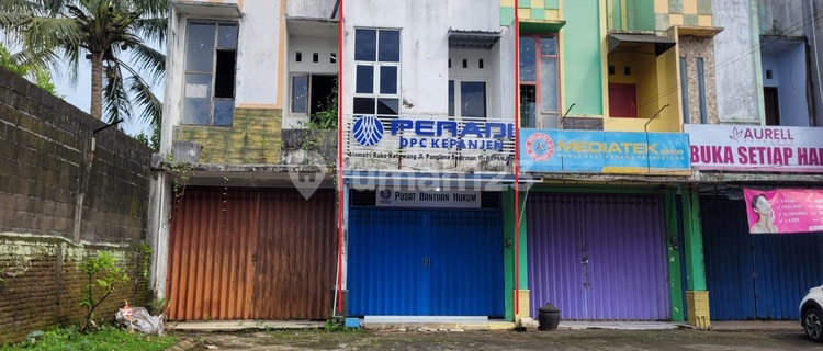 Shop House, 2 Floors Strategically Located in the Kepanjen Area, Malang, Close to Kepanjen Station. 1