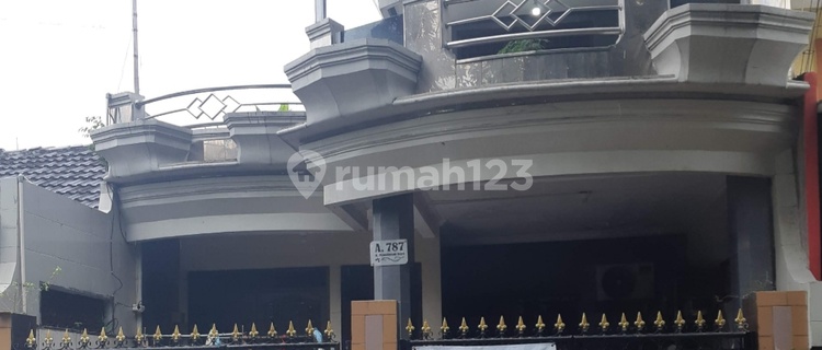 Rumah 3 Lantai Marketable Dan Strategis Rumah Bagus SHM di Jl. Prambanan Raya Block D No. 85, Bintara, Bekasi Barat, Kota Bekasi, Jawa Barat, Indonesia, 17134, Bintara 1