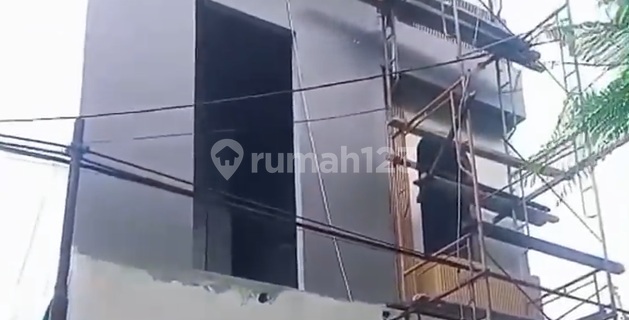 [Ch2] For Sale Exclusive 24-Room Boarding House in Manyar Tirtomoyo, Strategic Location 1