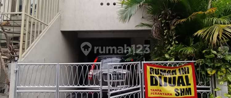 Rumah Nyaman Siap Huni Lokasi Strategis di Senen, Jakarta Pusat 1