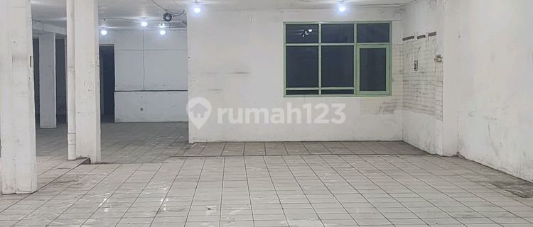 Shop for Rent 1
