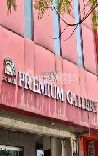 For Sale Premium Gallery for Business Strategic Location in Purwadinatan Semarang Central Java 1