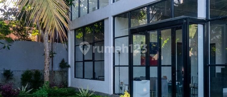 Brand New 3-Bedroom House In The Heart Of Ubud 1