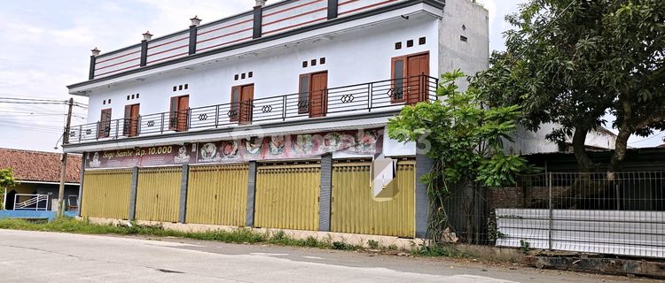 House + Shop House Ready to Use, Wates Kediri Janti Main Roadside 1