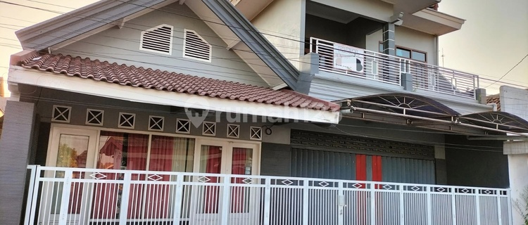 Rumah Mewah 2 Lantai Pinggir Jalan Raya 1