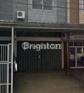 Ready-to-Occupy Shophouse in a Strategic City Area 1