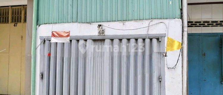 2-Story House in the City Center with Affordable Rent 1