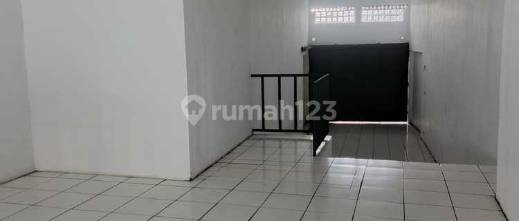 Strategic Shophouse in the Heart of Bandung City Ready for Business 1