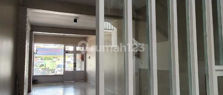 3-Storey Shophouse for Sale on By Pass Main Road Sanur 1
