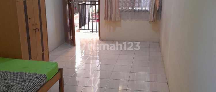 Selling Girls' Boarding House, Strategic Location in Bantarjati, Bogor 1