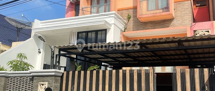 For Quick Sale! Luxury 3-Story House with Swimming Pool, Meruya, West Jakarta, 029 1