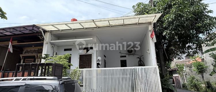Disewakan Rumah 2 Lantai 3 KT Perumahan Green Garden, Cilincin, Jakarta Utara, 029 1