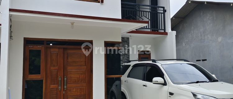 Cari Rumah SHM di Depok? Ini 2 Lantai, 3 Kamar Tidur 2 Kamar Mandi 1