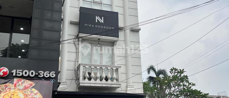 For Rent: Strategic 3.5-Storey Shop House on Main Road Alternative Cibubur 1