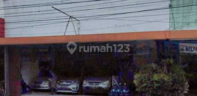 Shop House for Sale on Main Road in Lengkong Area, Bandung City. 1