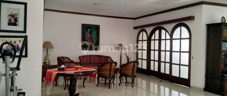 For Sale House in Radio Dalam, South Jakarta 1