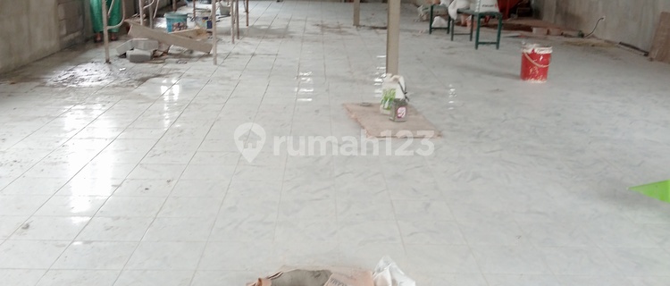 New Shop House Ready to Occupy in Rancasari 300M² Unfurnished, Finishing Process in Progress 1